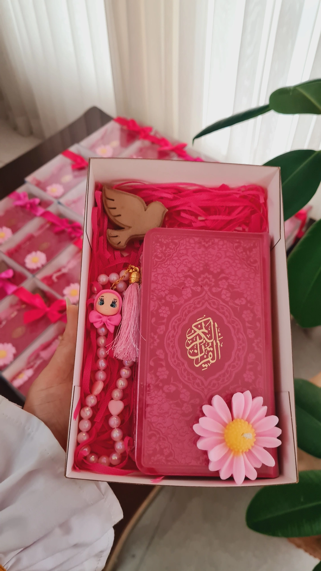 پک هدیه جشن تکلیف🎀 (قرآن، تسبیح، مهر، شمع بابونه، پک درب طلقی)